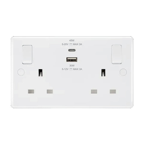 British General 800 Series 13A White Double Switched Socket 2 Gang SP + 1 x USB A + 1 x USB C (45W) 822UAC45